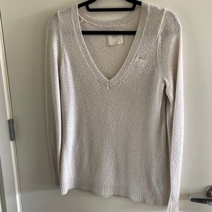 White V neck sweater